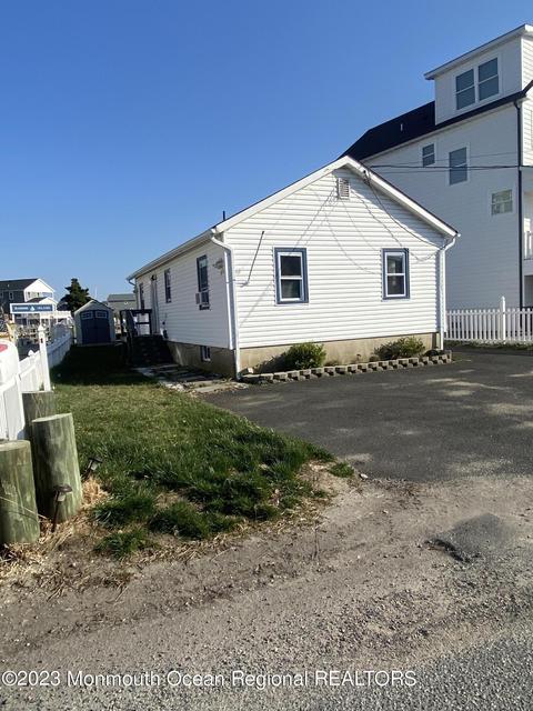49 Waterway Ct, Brick, NJ 08723