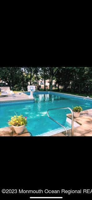 18 Jason Ct, Howell, NJ 07731