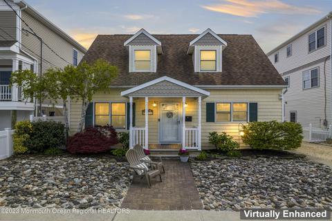 111 8th Ave, Seaside Park, NJ 08752