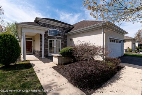 1 Solomans Dr, Barnegat, NJ 08005