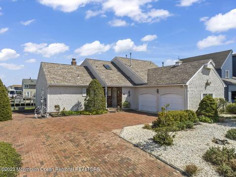 1208 Skimmer Ct, Forked River, NJ 08731