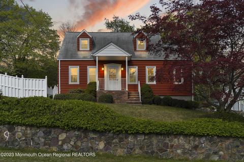 17 Roosevelt Ave, Butler, NJ 07405