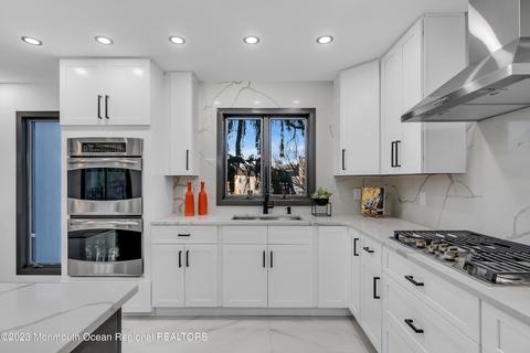 2 Bryan Ct, Ocean, NJ 07712 photo 10