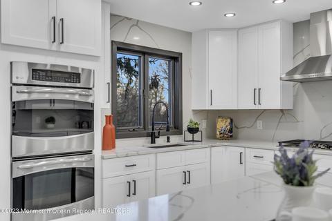 2 Bryan Ct, Ocean, NJ 07712 photo 12