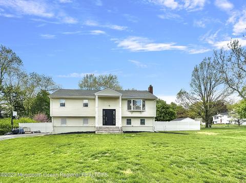 51 Partridge Ave, Freehold, NJ 07728