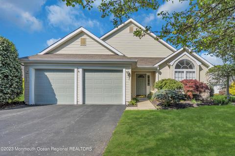 23 Ivy Hill Rd, Lakewood, NJ 08701