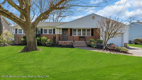 812 Fay Ct, Point Pleasant, NJ 08742