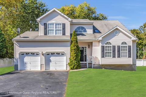 23 Jacqueline Ct, Lanoka Harbor, NJ 08734