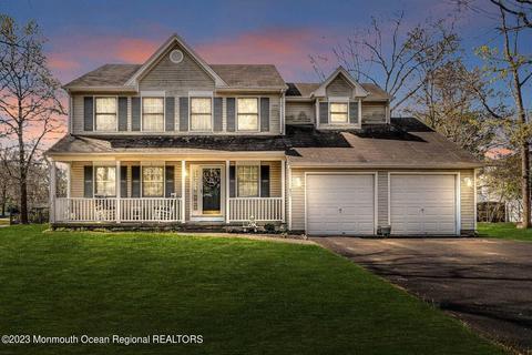 211 Torpedo Rd, Manahawkin, NJ 08050