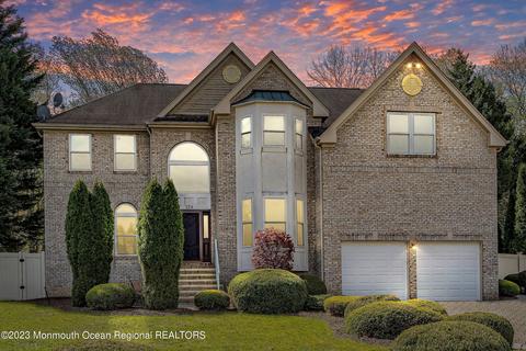 328 Autumn Hill Dr, Morganville, NJ 07751