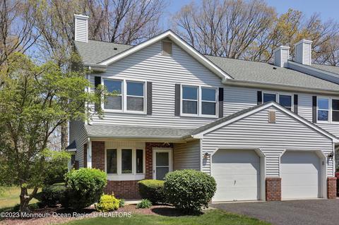 18 Rose Manor Ct, Brick, NJ 08723