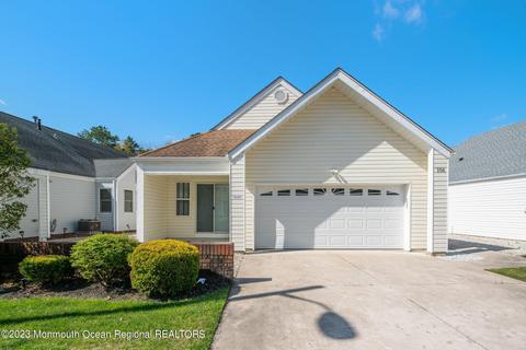 106 Longwood Dr, Manahawkin, NJ 08050