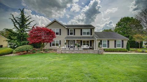 1 Sutton Dr, Manalapan, NJ 07726