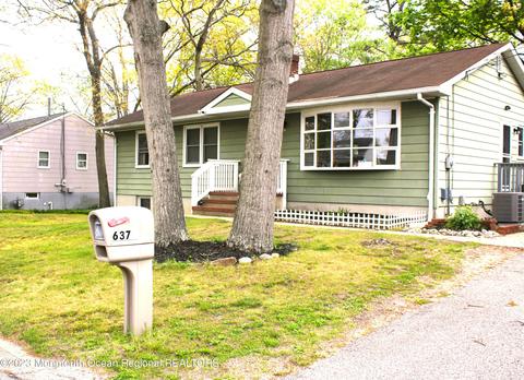 637 Beach Ave, Beachwood, NJ 08722