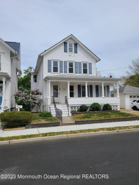 101 Church St, Keyport, NJ 07735