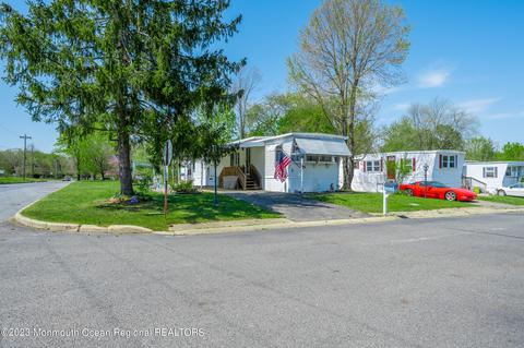 2 Alissa Ter, Jackson, NJ 08527