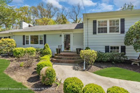 6 Circle Dr, Rumson, NJ 07760
