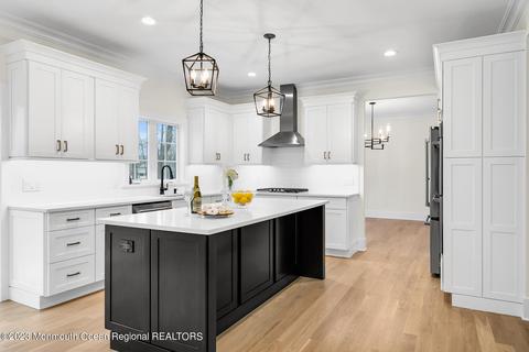 629 Tennent Rd, Manalapan, NJ 07726