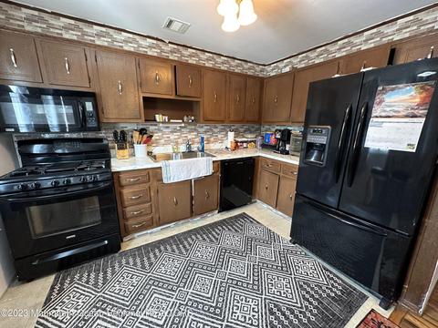 202 6th St, Waretown, NJ 08758 photo 5