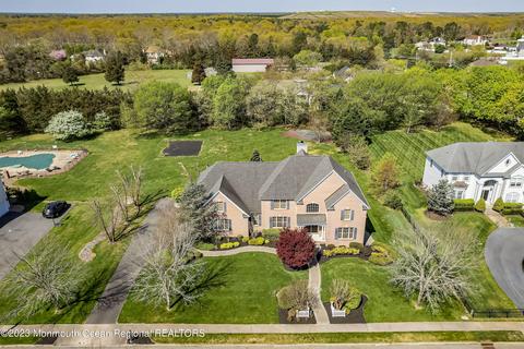 1742 Pheasant Hollow Ln, Toms River, NJ 08755