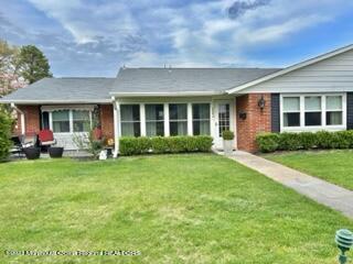 408 Portsmouth Dr #A, Lakewood, NJ 08701