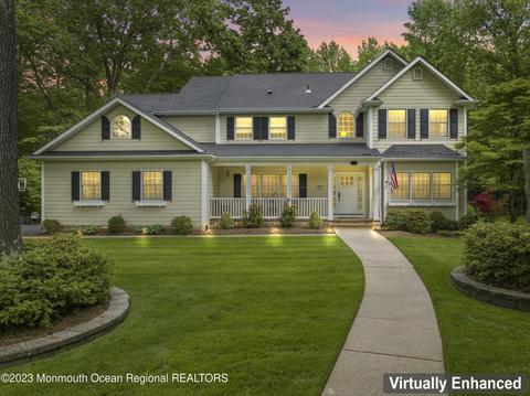 25 Oak St, Lincroft, NJ 07738