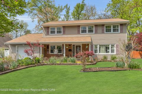 302 Charm Ct, Aberdeen, NJ 07747