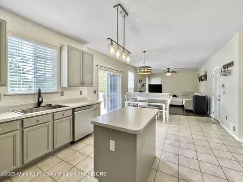 32 Lancaster Way, Jackson, NJ 08527 photo 17