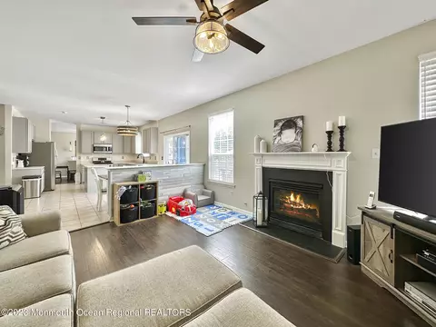 32 Lancaster Way, Jackson, NJ 08527 photo 12