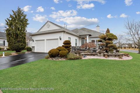 22 Byron Dr, Manchester, NJ 08759