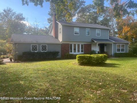5 Millpond Ln, Colts Neck, NJ 07722