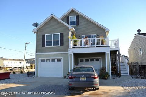 1111 S Green St, Tuckerton, NJ 08087