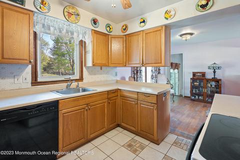 52 Valley Rd, Jackson, NJ 08527 photo 11