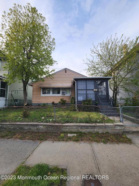 1533 Bangs Ave, Asbury Park, NJ 07712