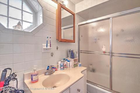 524 E Bayview Ave, Ocean Gate, NJ 08740 photo 17