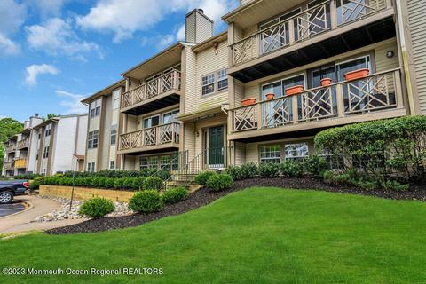 41 Cranberry Ct #137, Marlton, NJ 08053