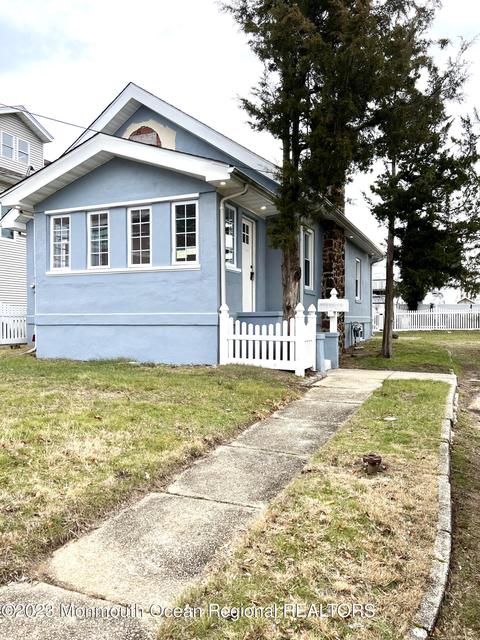 88 Frances Pl, Keansburg, NJ 07734