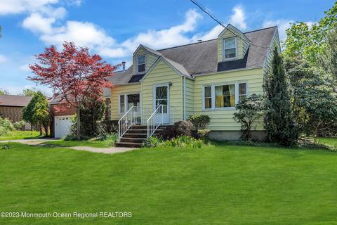 1 Orchard Pkwy, Morganville, NJ 07751