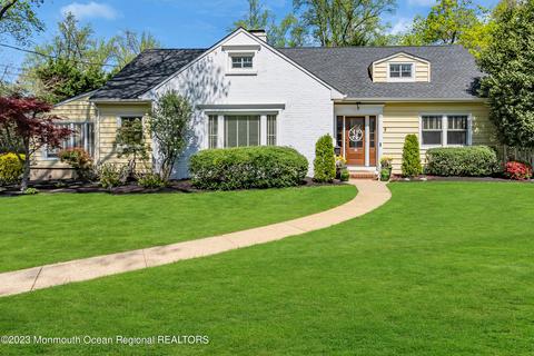 53 Highland Ave, Fair Haven, NJ 07704