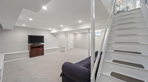 5 Sutton Ct, Matawan, NJ 07747 photo 21