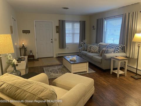 57 Virgin Islands Dr, Toms River, NJ 08757