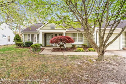 883 Liverpool Cir # a, Manchester, NJ 08759