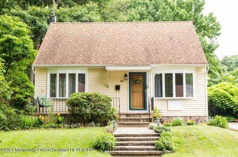 452 Garden Pl, Keyport, NJ 07735