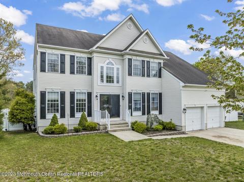 57 Brittany Dr, Bayville, NJ 08721