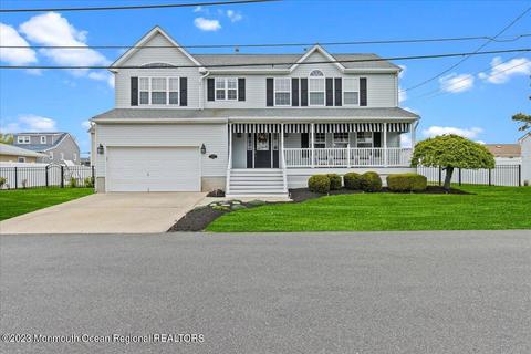 3122 Boxer St, Toms River, NJ 08753