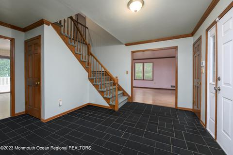 1 Longview Ct, Leonardo, NJ 07737 photo 2