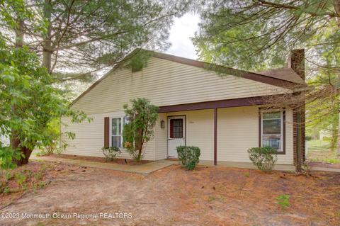 759 Liverpool Cir # a, Manchester, NJ 08759
