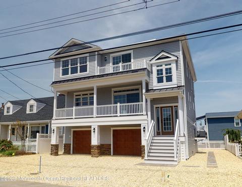 203 Bryn Mawr Ave, Lavallette, NJ 08735