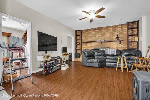113 Main St, Wrightstown, NJ 08562 photo 8