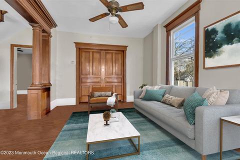 113 Main St, Wrightstown, NJ 08562 photo 4
